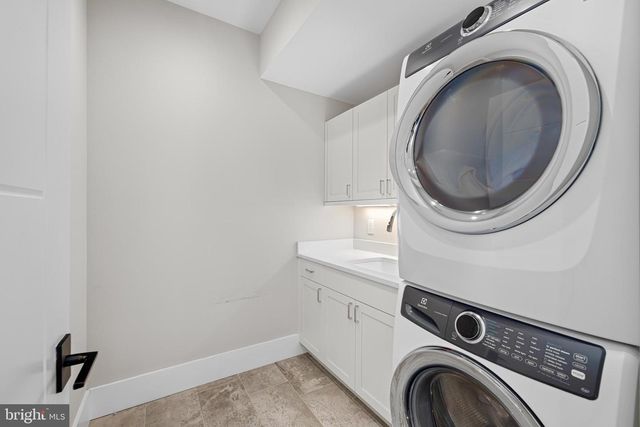 5624 SHERIER PL NW, Washington, DC 20016