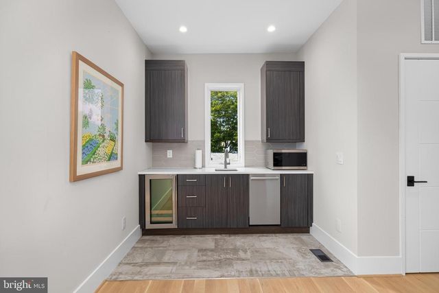 5624 SHERIER PL NW, Washington, DC 20016