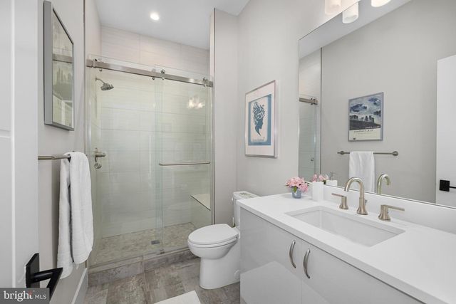 5624 SHERIER PL NW, Washington, DC 20016