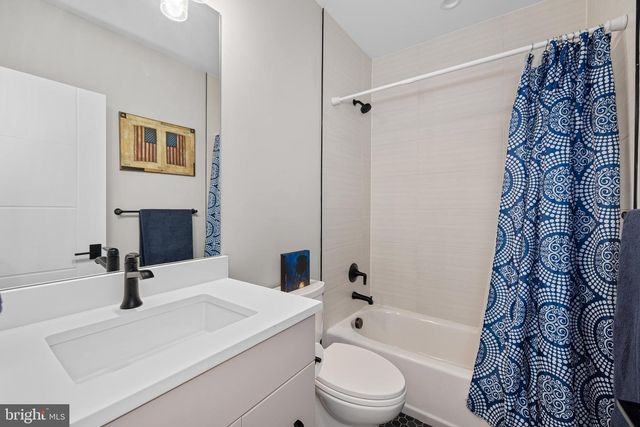 5624 SHERIER PL NW, Washington, DC 20016