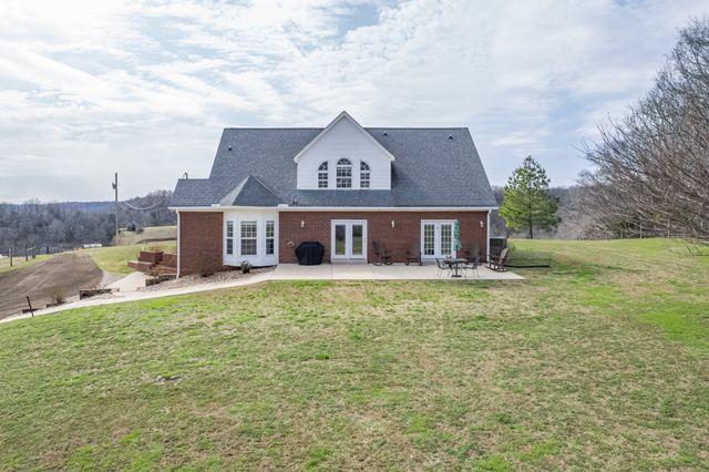 1714 Bear Creek Rd, Culleoka, TN 38451