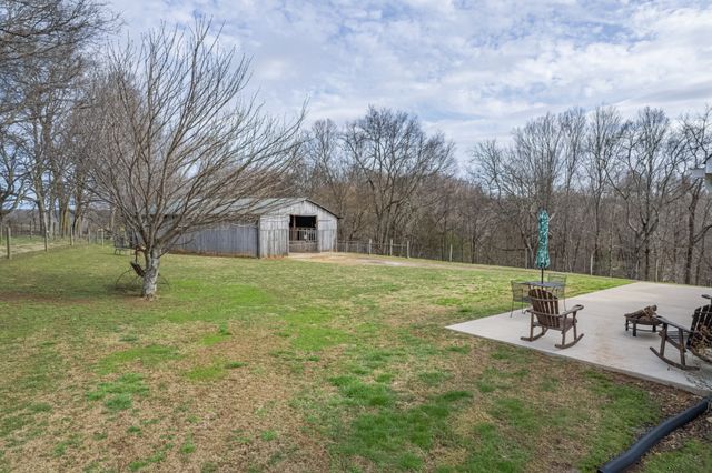 1714 Bear Creek Rd, Culleoka, TN 38451
