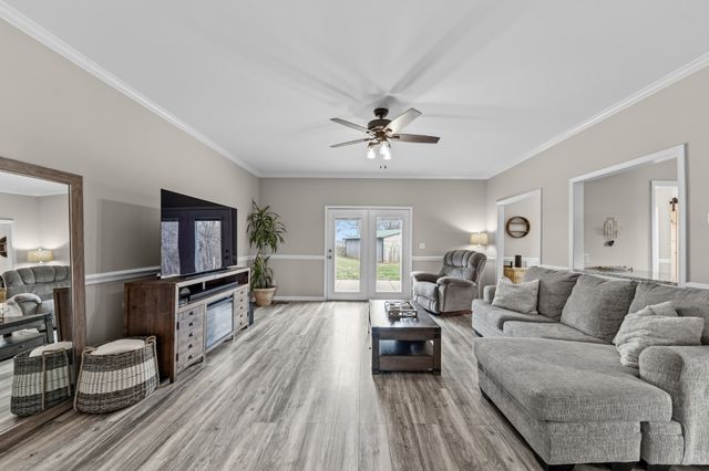 1714 Bear Creek Rd, Culleoka, TN 38451