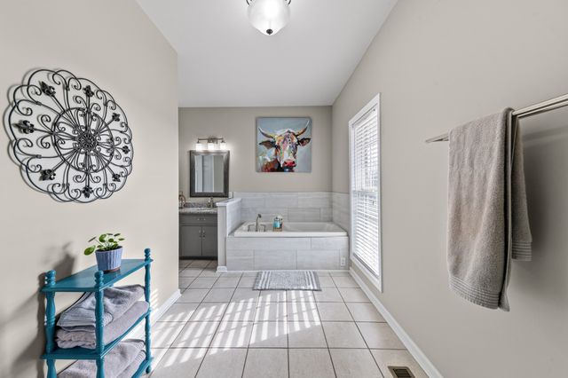 1714 Bear Creek Rd, Culleoka, TN 38451