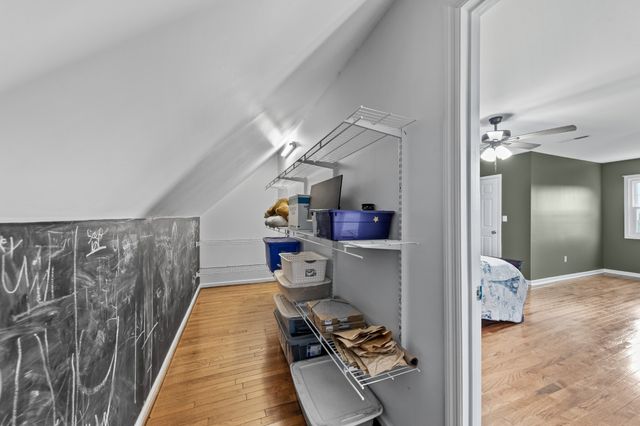 1714 Bear Creek Rd, Culleoka, TN 38451