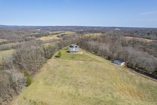 1714 Bear Creek Rd, Culleoka, TN 38451
