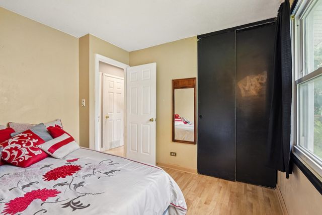 5534 W Celebrity Circle, Hanover Park, IL 60133