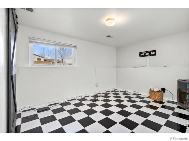 110 N 48th Ave Ct, Greeley, CO 80634