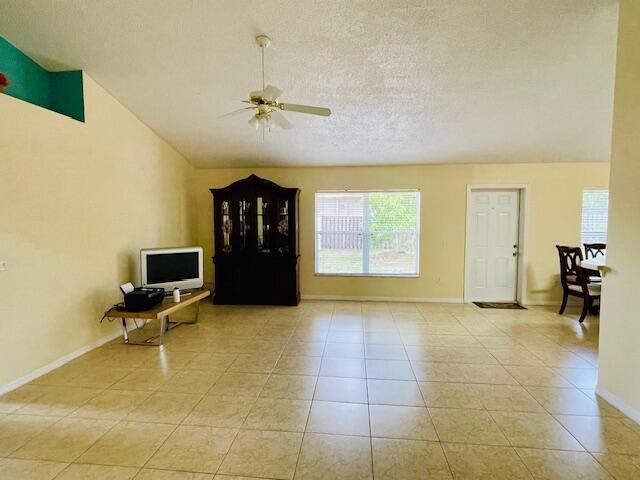 1281 SW San Esteban Avenue, Port St Lucie, FL 34953