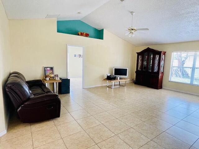 1281 SW San Esteban Avenue, Port St Lucie, FL 34953
