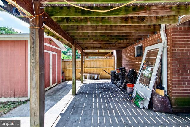 48 GARDEN DR, Alexandria, VA 22304