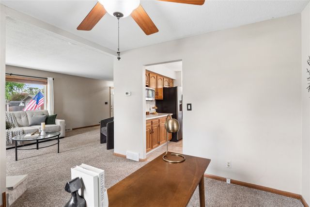 722 SE 3rd Street, Ankeny, IA 50021