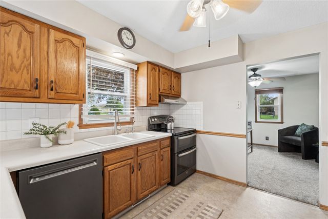722 SE 3rd Street, Ankeny, IA 50021