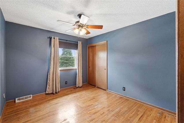 722 SE 3rd Street, Ankeny, IA 50021