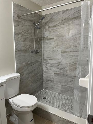 1215 16TH CIRCLE SE, Largo, FL 33771