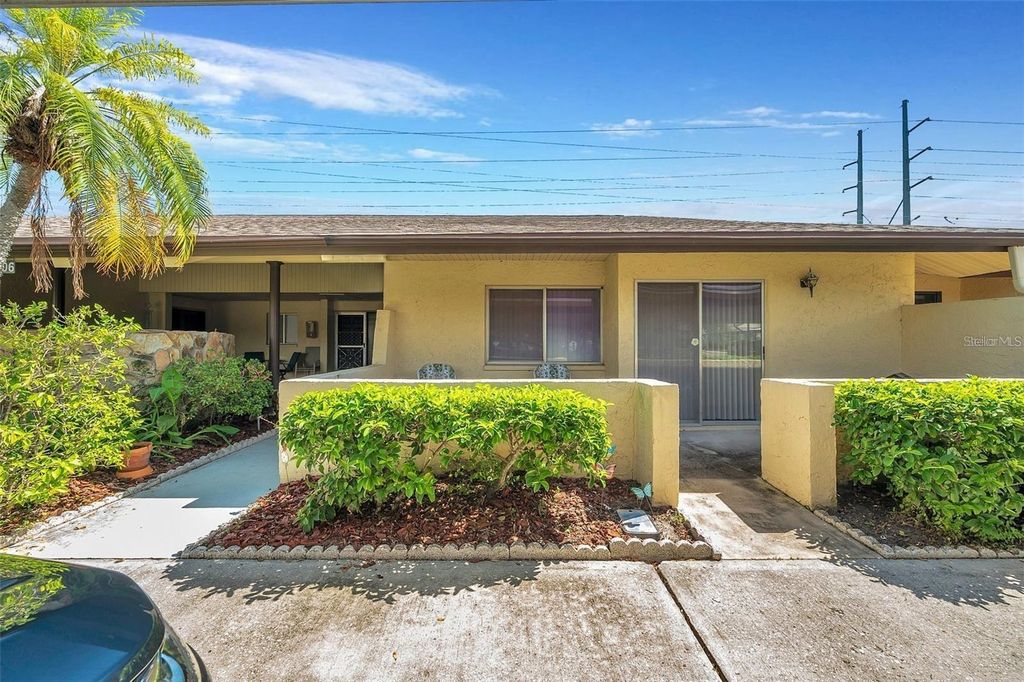 1215 16TH CIRCLE SE, Largo, FL 33771