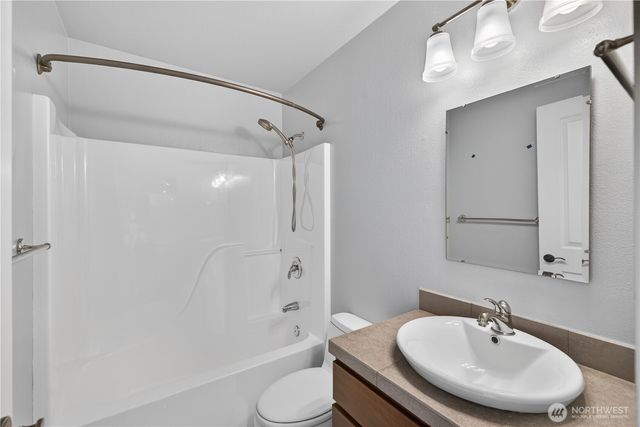 1203 30th Street, Anacortes, WA 98221