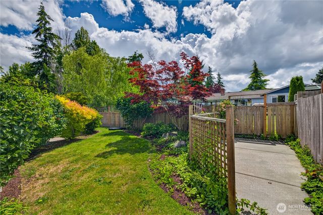 1203 30th Street, Anacortes, WA 98221
