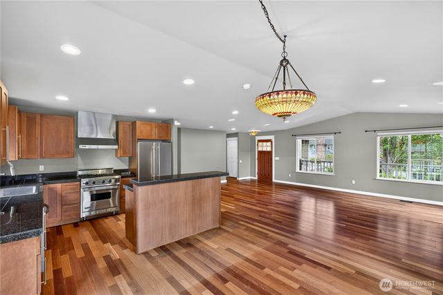 1203 30th Street, Anacortes, WA 98221
