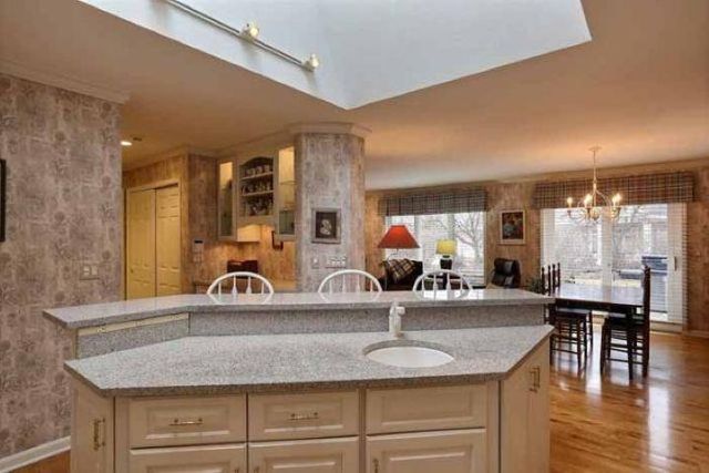 1012 EASTHILL PLACE, Wausau, WI 54403