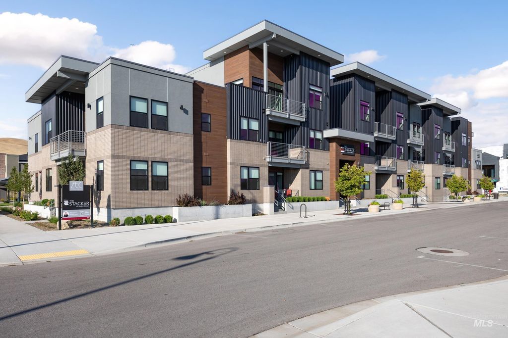 4340 E Haystack St 205, Boise, ID 83716
