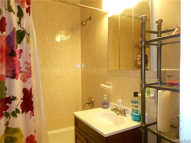 900 Midland Avenue 3G, Yonkers, NY 10704