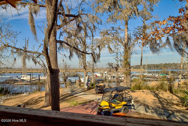 3622 Rosewood Landing Drive, Castle Hayne, NC 28429