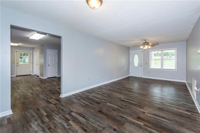 828 Rocky Ridge Road, Jasper, GA 30143