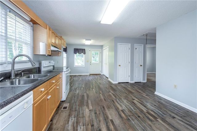 828 Rocky Ridge Road, Jasper, GA 30143