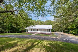 828 Rocky Ridge Road, Jasper, GA 30143