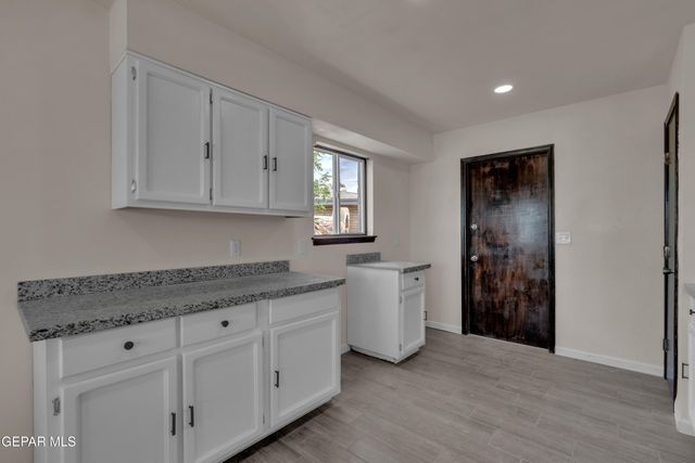 7748 MAYA Avenue, El Paso, TX 79912
