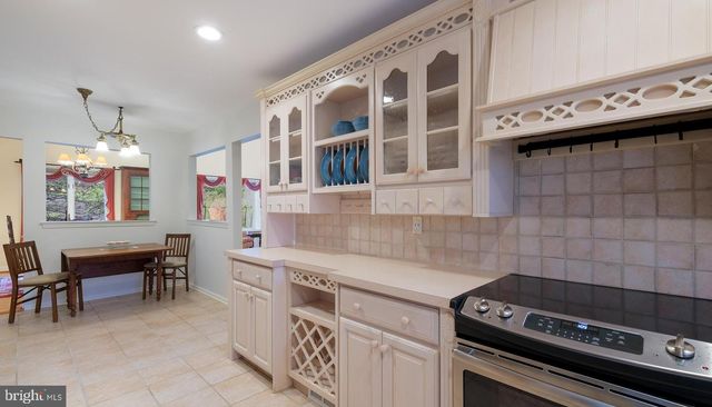 3125 PELHAM PL, Doylestown, PA 18902