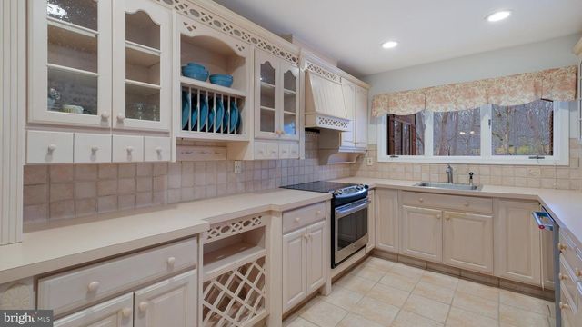3125 PELHAM PL, Doylestown, PA 18902