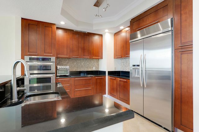 701 S OLIVE Avenue 1706, West Palm Beach, FL 33401