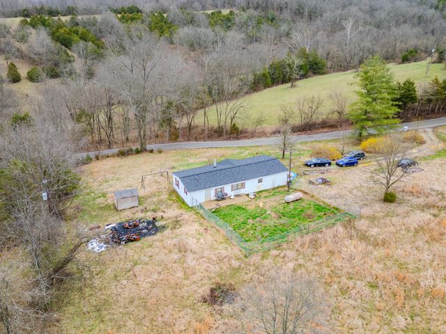 1636 Josephine Road, Stamping Ground, KY 40379