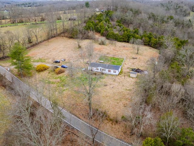 1636 Josephine Road, Stamping Ground, KY 40379