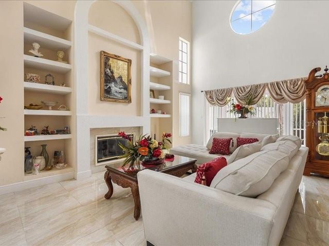 2325 N ROCHELLE AVENUE, Kissimmee, FL 34746