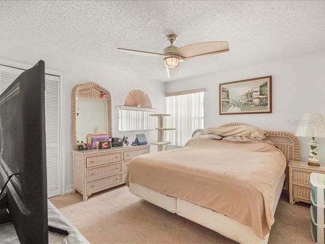 2325 N ROCHELLE AVENUE, Kissimmee, FL 34746