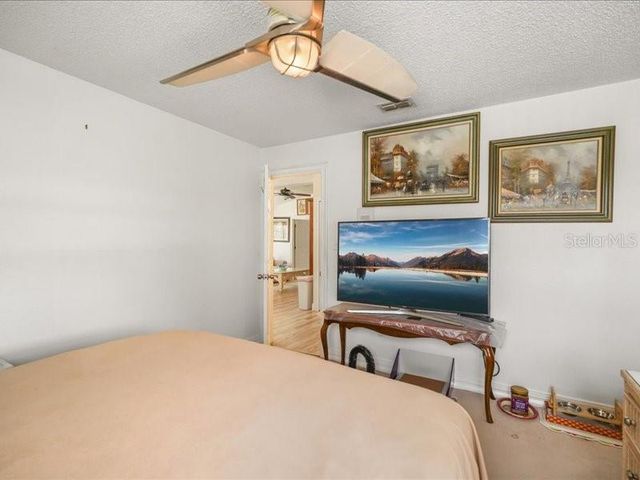 2325 N ROCHELLE AVENUE, Kissimmee, FL 34746