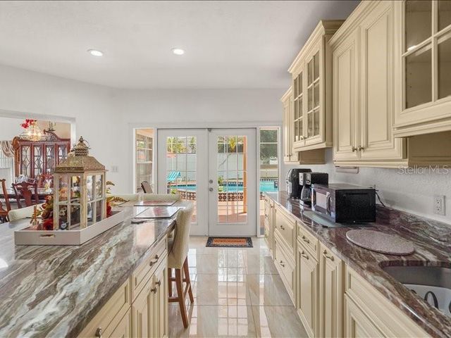 2325 N ROCHELLE AVENUE, Kissimmee, FL 34746