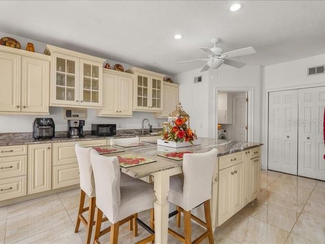 2325 N ROCHELLE AVENUE, Kissimmee, FL 34746
