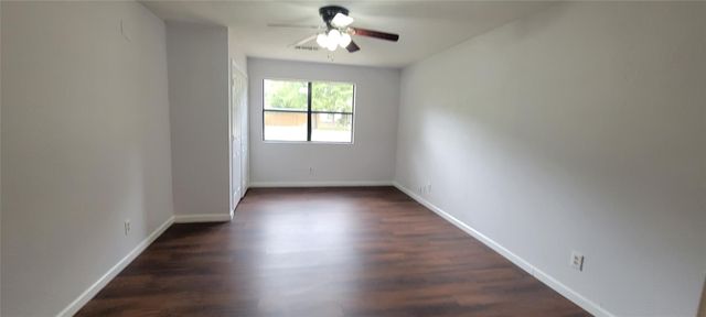 386 Lamaloa LN, Bastrop, TX 78602