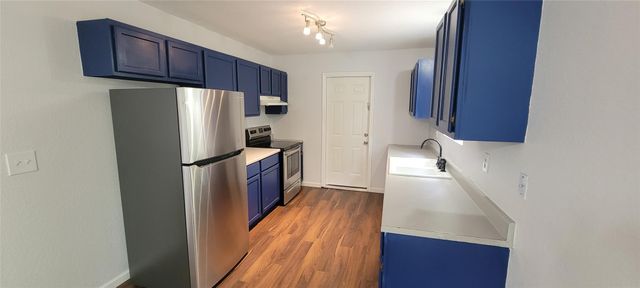 386 Lamaloa LN, Bastrop, TX 78602