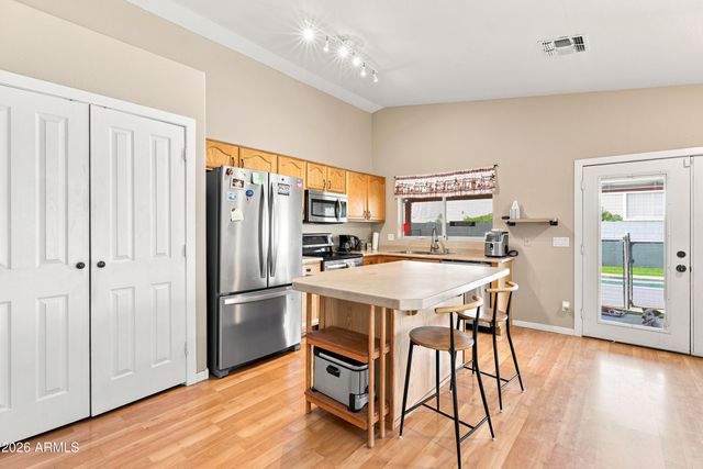 8919 E BIRCHWOOD Circle, Mesa, AZ 85208
