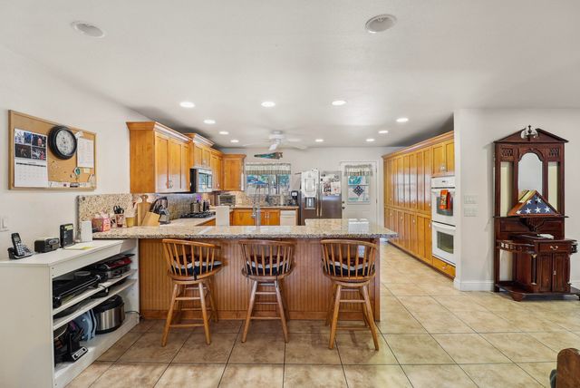 3308 Meadow Oak Drive, Cottonwood, CA 96022