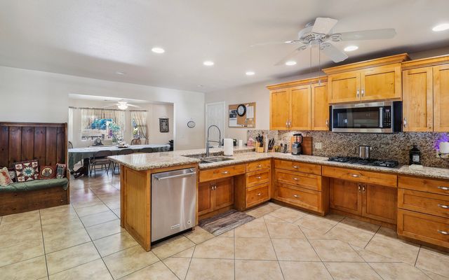 3308 Meadow Oak Drive, Cottonwood, CA 96022