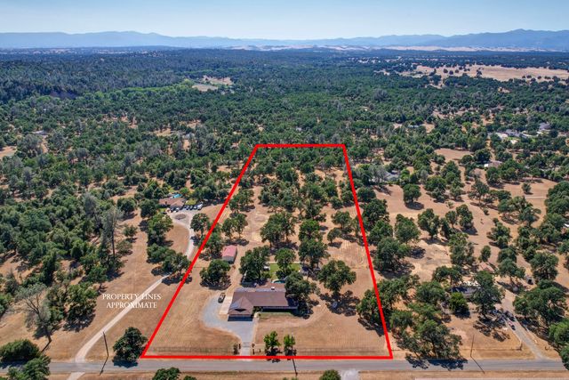 3308 Meadow Oak Drive, Cottonwood, CA 96022