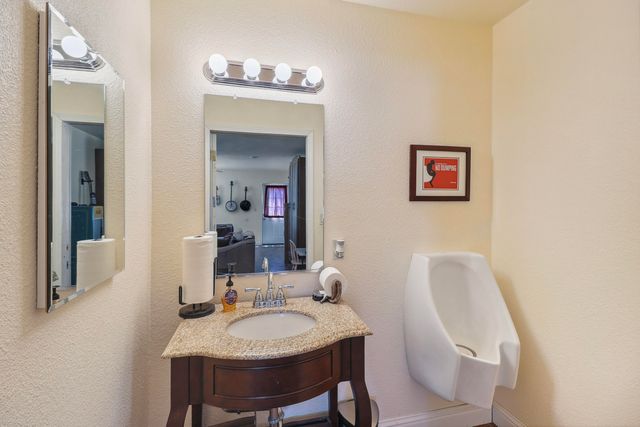 3308 Meadow Oak Drive, Cottonwood, CA 96022