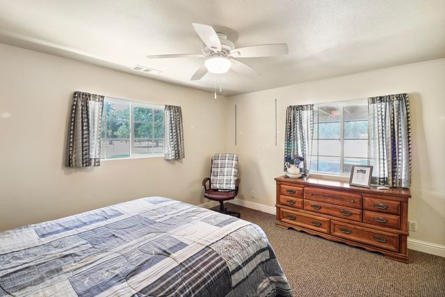 3308 Meadow Oak Drive, Cottonwood, CA 96022