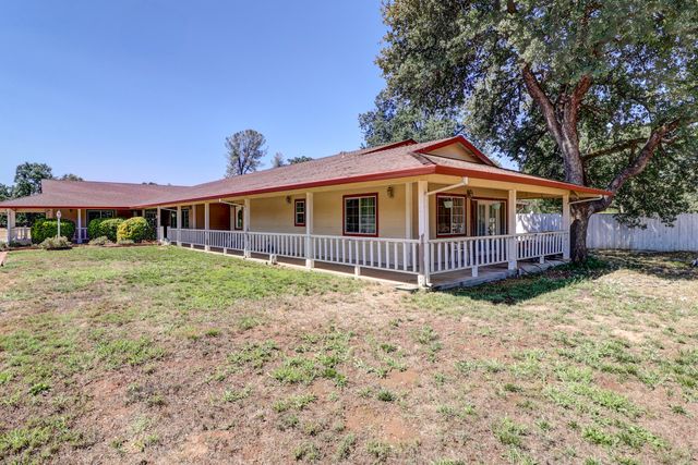 3308 Meadow Oak Drive, Cottonwood, CA 96022